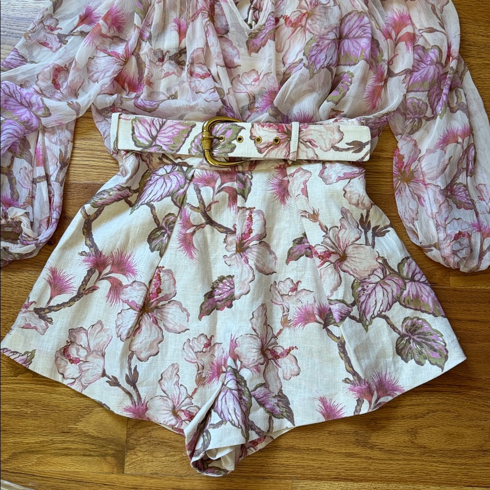 Zimmerman Linen Coral Hibiscus Shorts Size 1/ Small